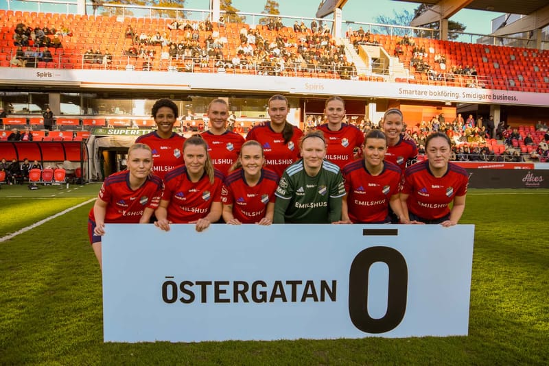 Premiärseger inför storpublik