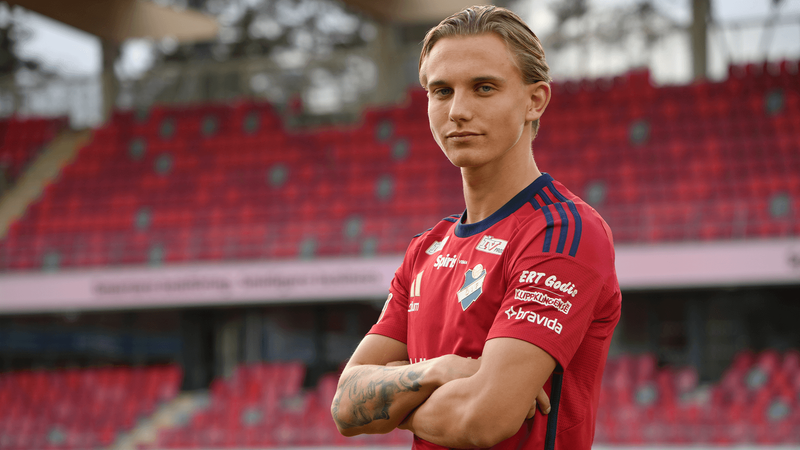 Linus Carlstrand klar för Östers IF